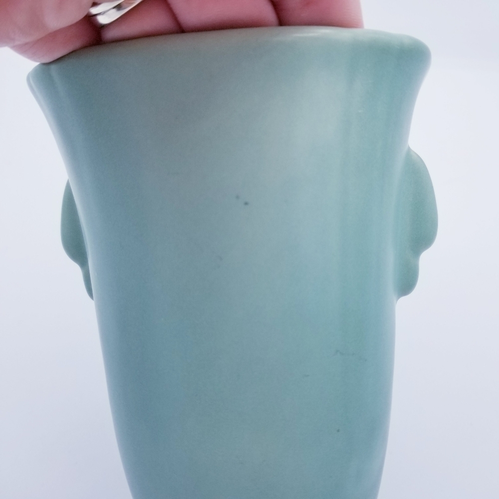 Weller Pottery Green Floral Vase Vintage - Picture 7 of 11
